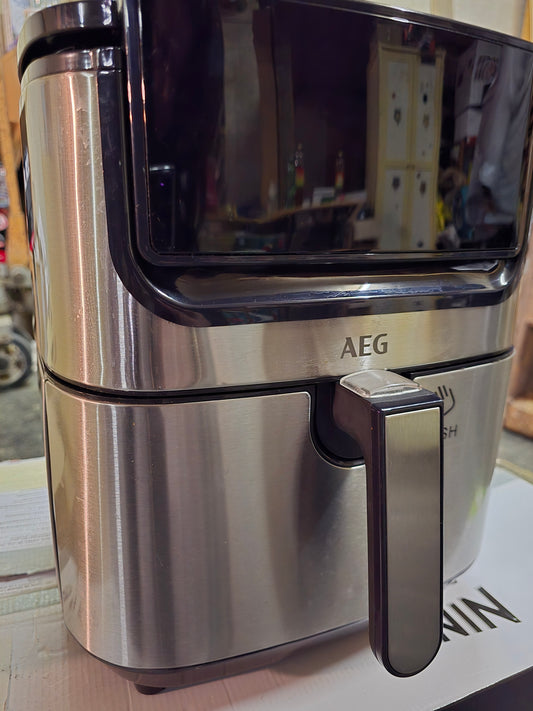 AEG Heißluftfritteuse 6,9l