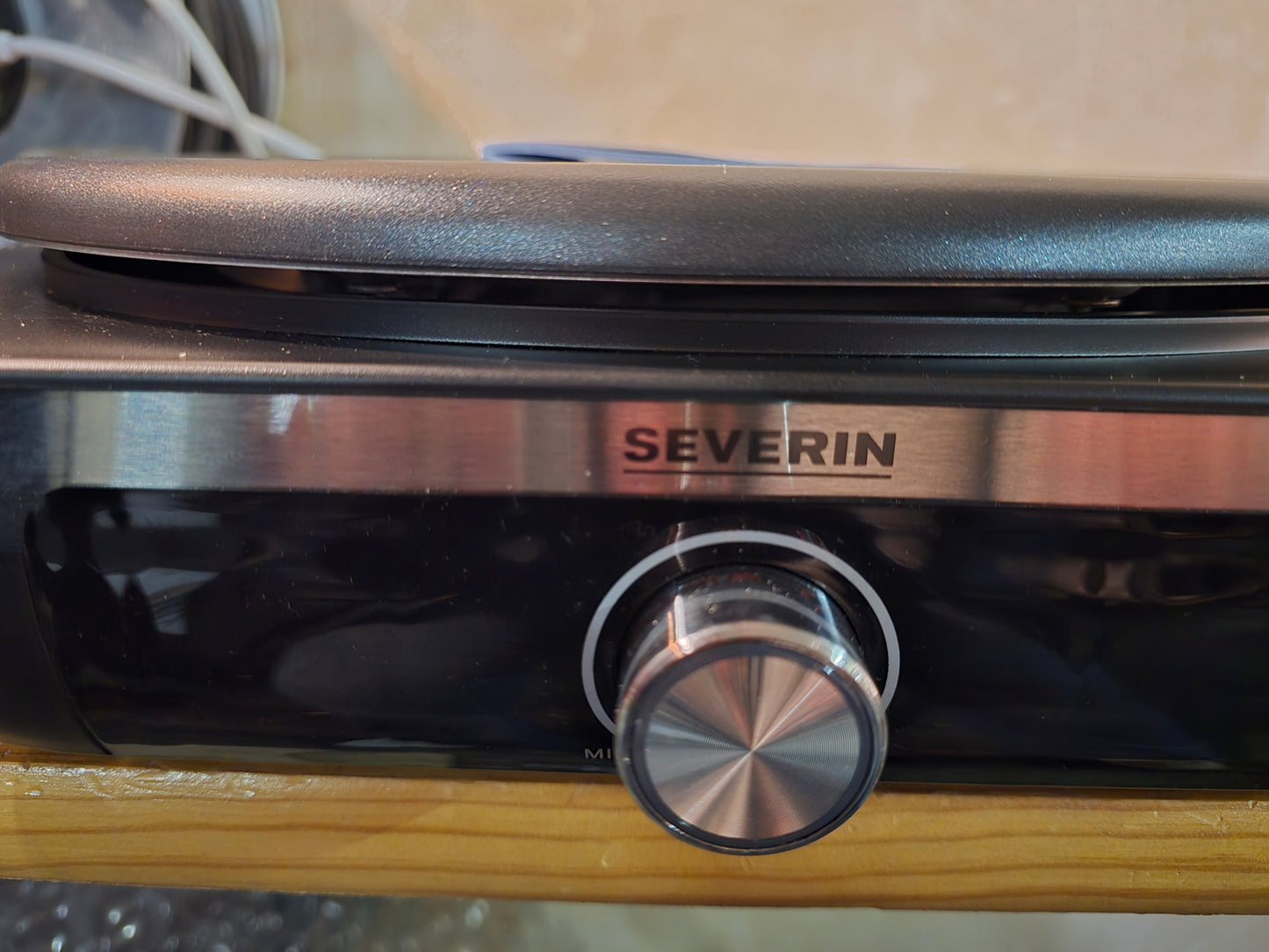 SEVERIN Crepesmaker mit abnehmbarer XXL Grillplatte (38 cm), ca. 1.500 W, Edelstahl, NEU!